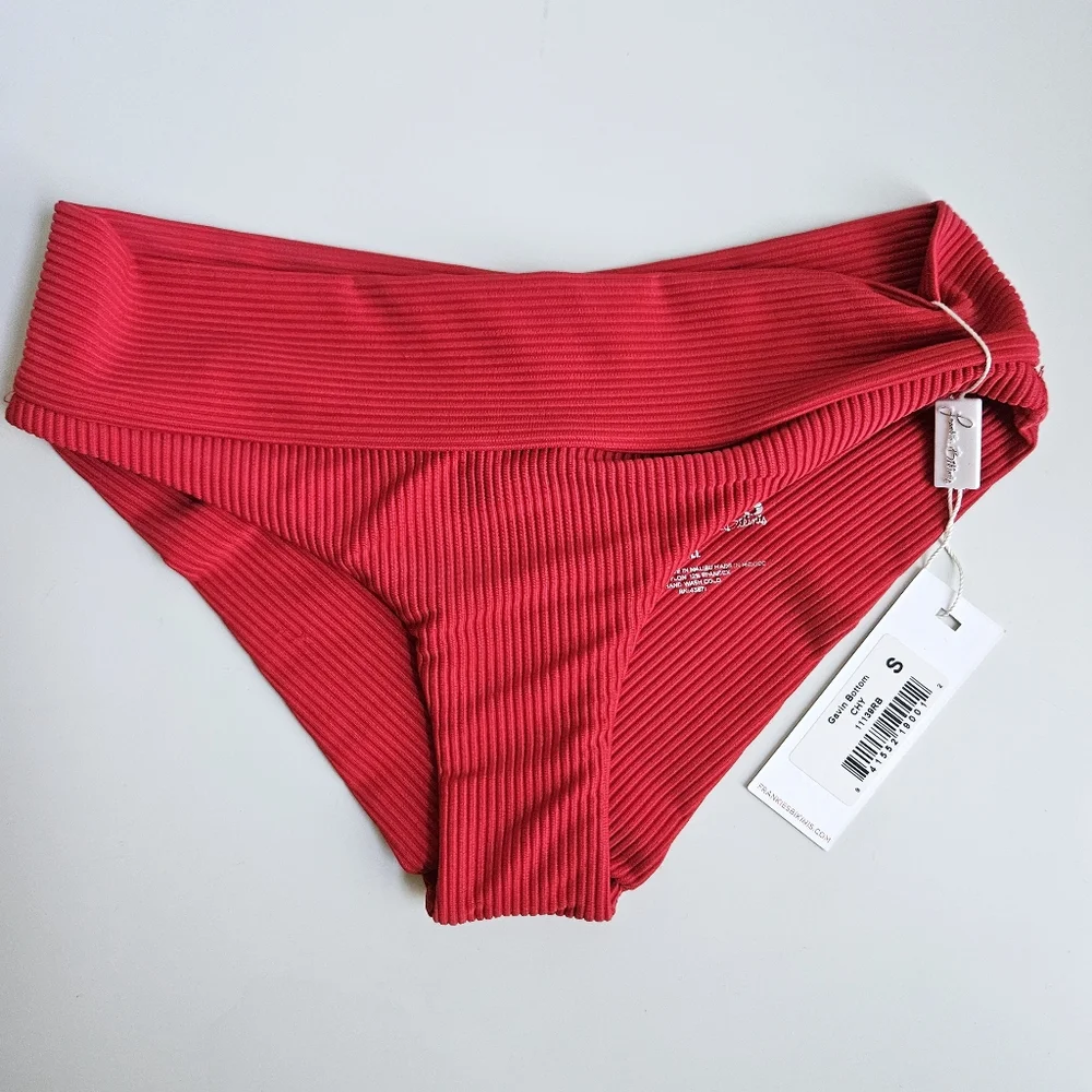 NWT Frankies Bikinis Set - Willa top, Gavin bottom - Cherry Red Small